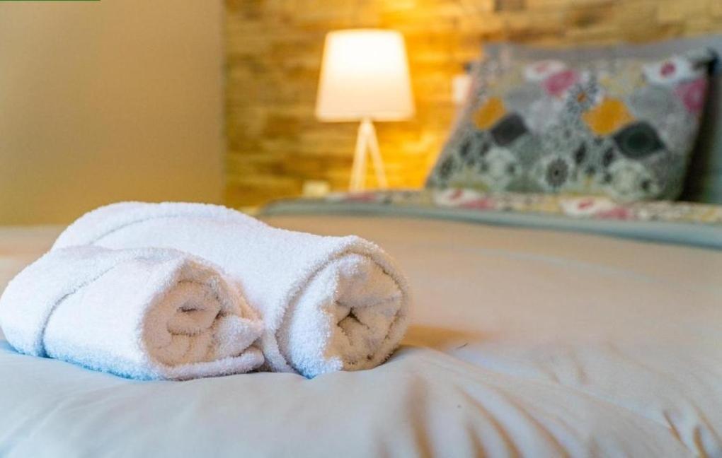 Faeax Guesthouse Línia Eksteriør billede